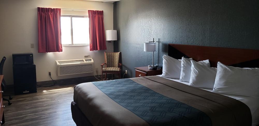 Econo Lodge Airport Cedar Rapids Esterno foto