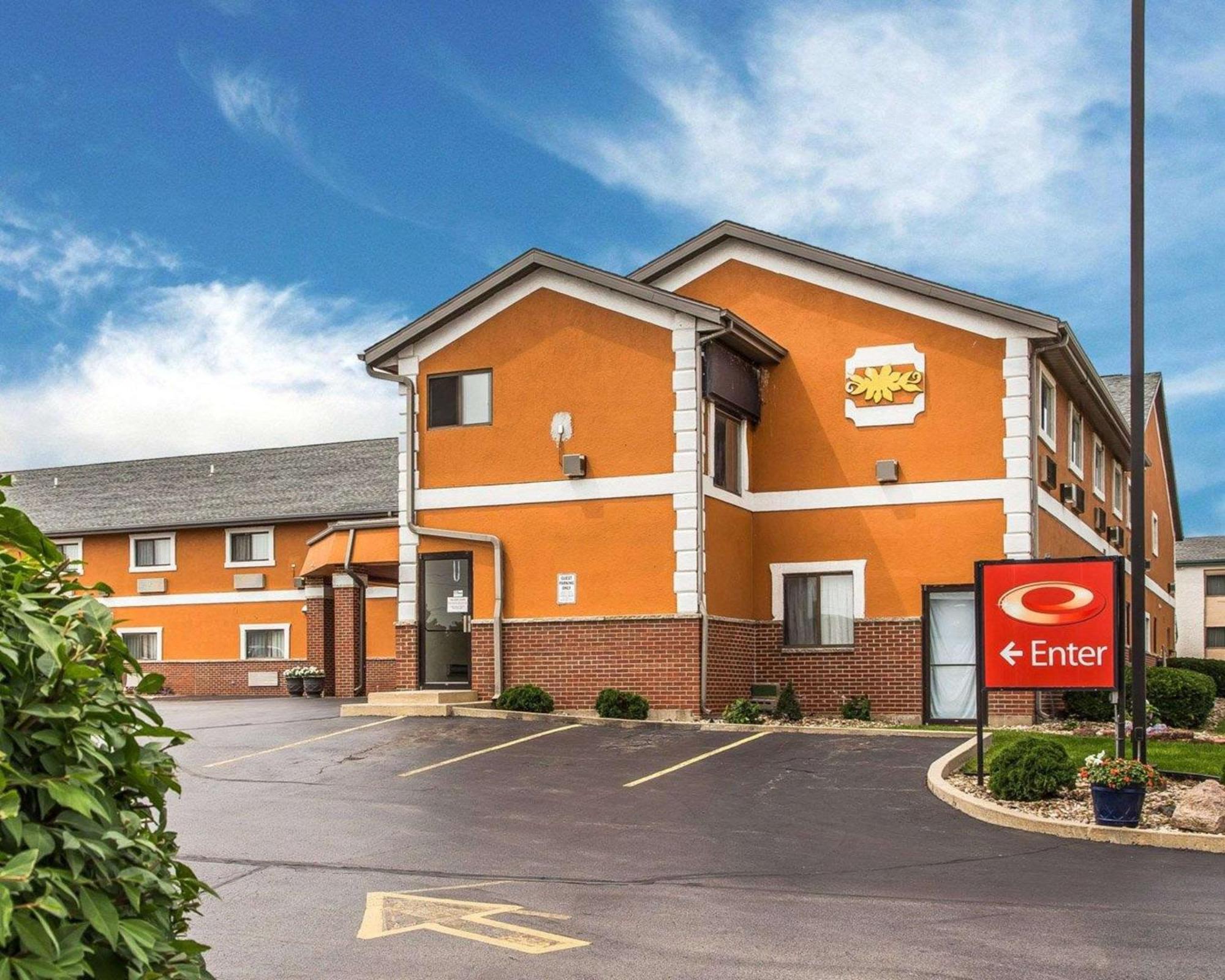 Econo Lodge Airport Cedar Rapids Esterno foto