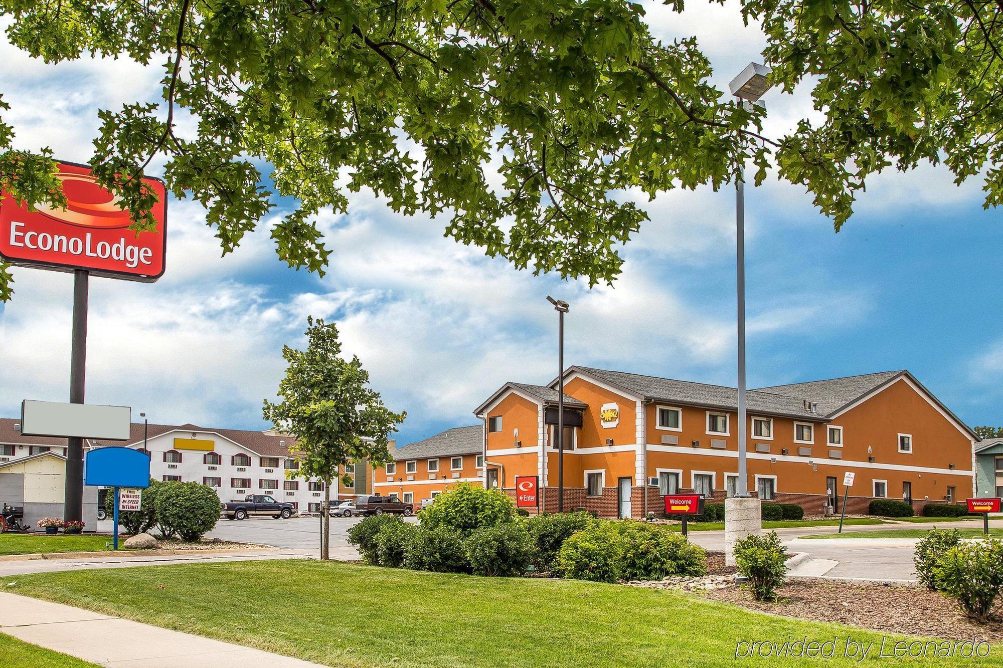Econo Lodge Airport Cedar Rapids Esterno foto